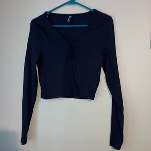 Only black long sleeve ribbed crop shirt